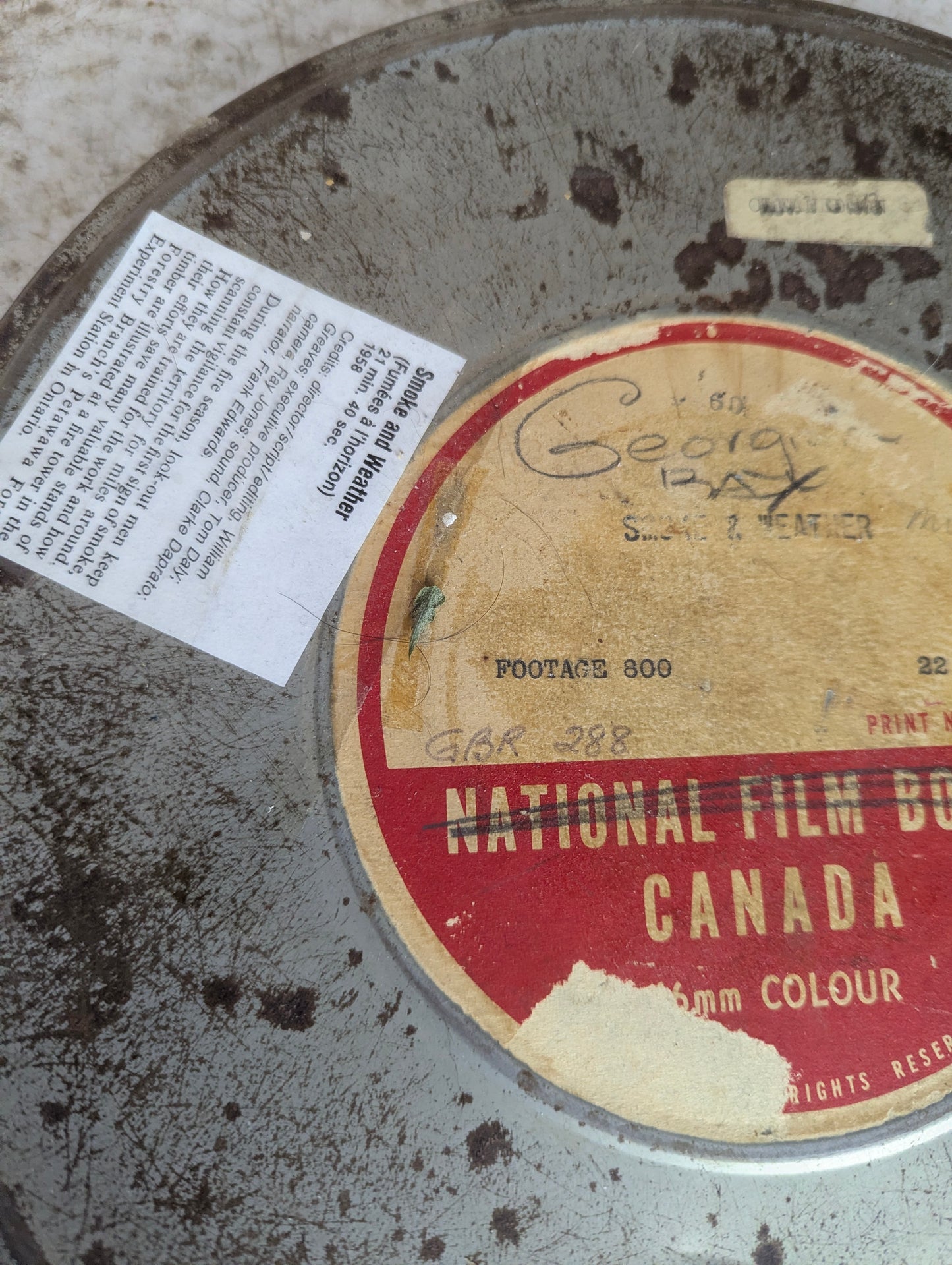 "Smoke and Weather" 16 mm colour Educational Film on 10" Reel in Metal National Film Board Canister 16mm - view 2