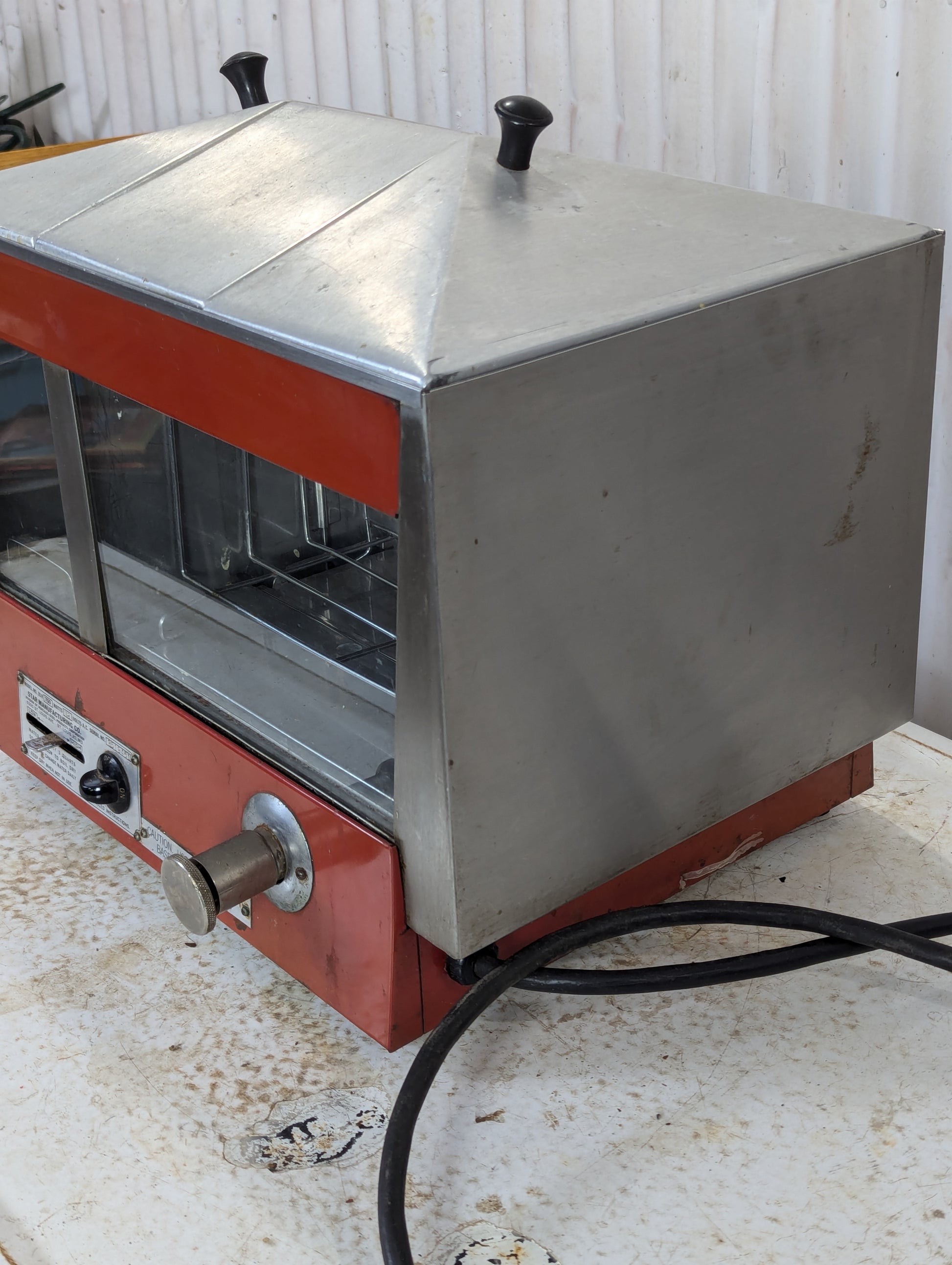 Star Manufacturing Hot Dog Steamer Model 358 - view 2