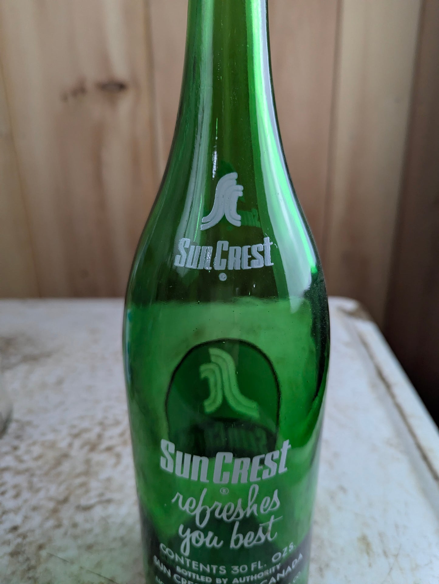 Sun Crest 30oz Green Glass ACL Soda Bottle - view 5