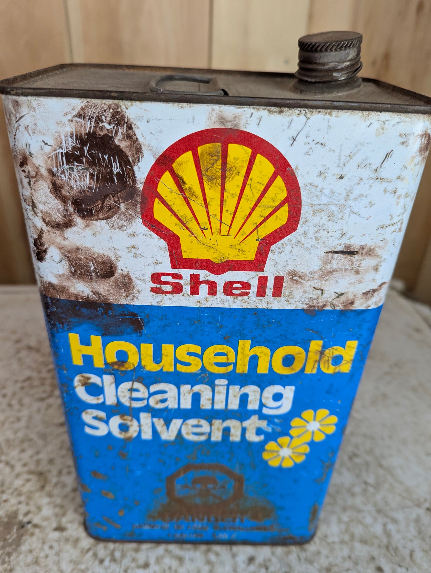 Vintage 1 Gal. Shell Household Cleaning Solvent Tin Can - view 2