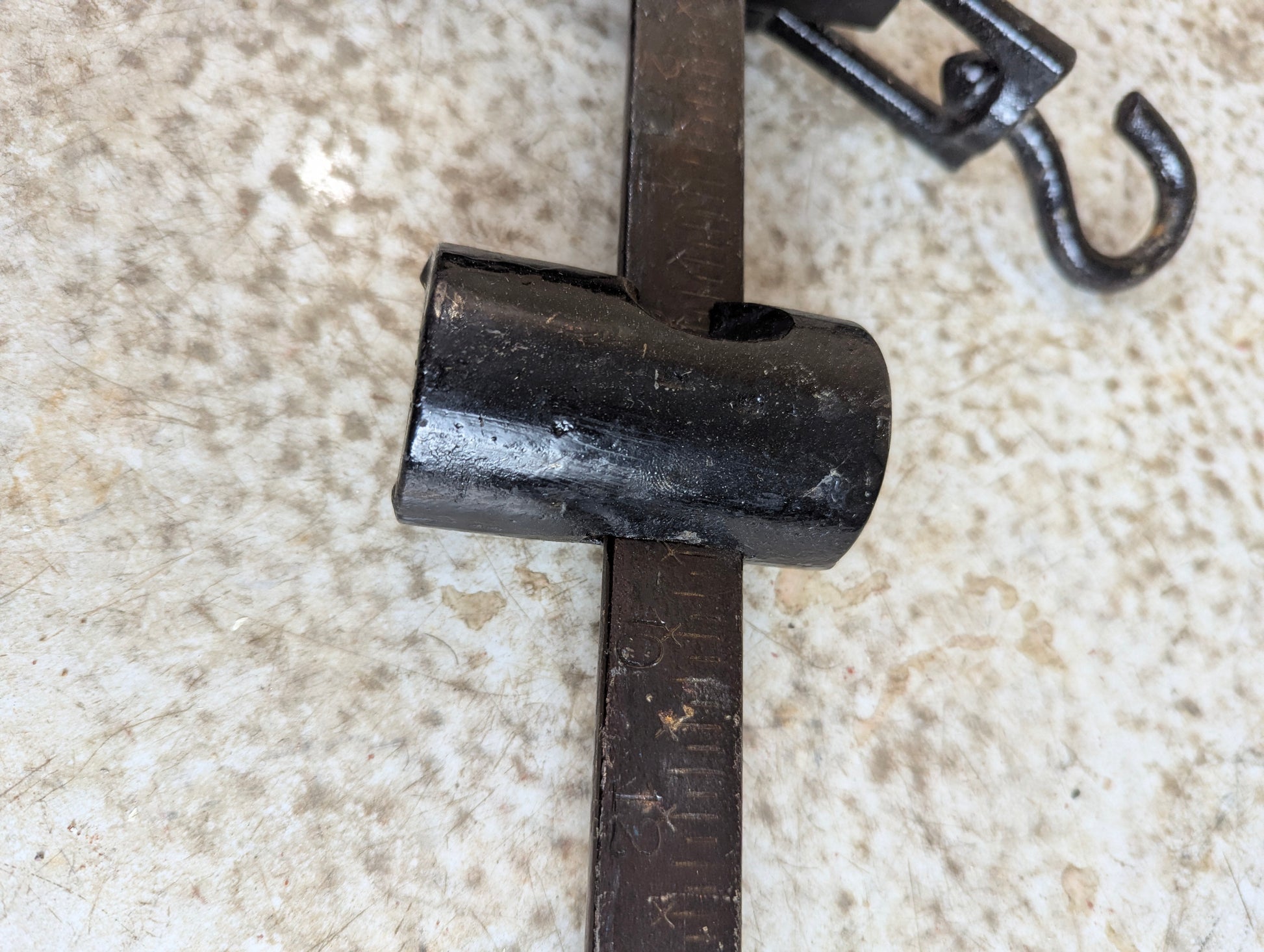 Vintage 100 lb Hanging Balance Beam Scale - view 4