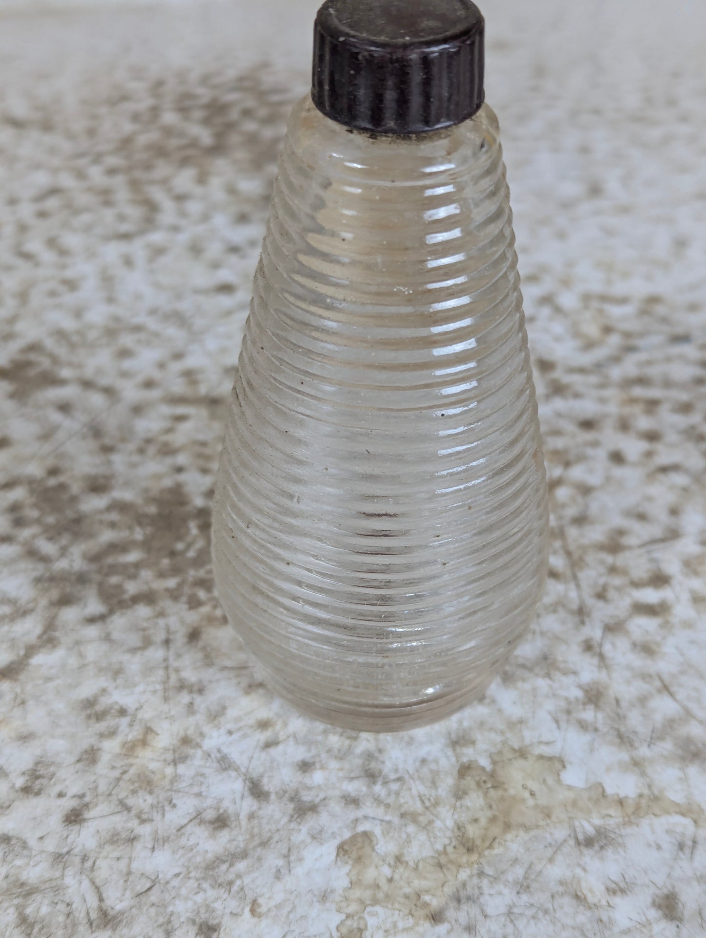 Vintage 1930's Colgates Halo Shampoo Glass Bottle - view 4