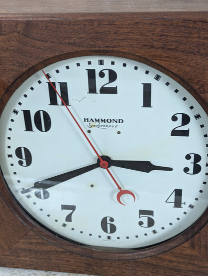 Vintage 1930’s Hammond Electric Wall Clock - view 2