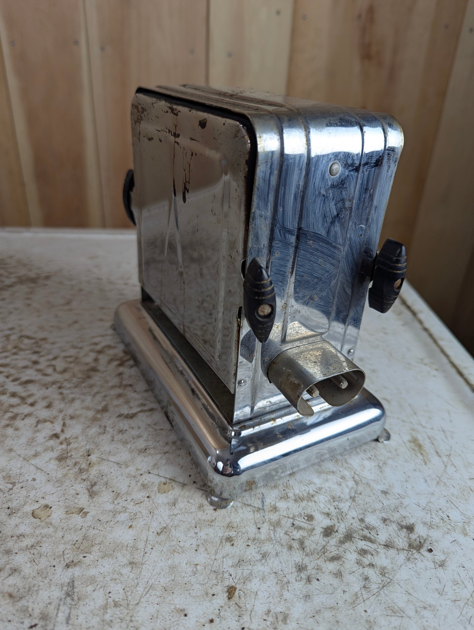 Vintage 1930s Standard Appliance Manual Flip-Down Toaster - Works