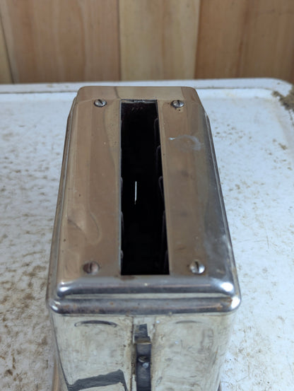 Vintage 1930s Toastmaster T-15 Canadian General Electric Single Slice Toaster - view 4