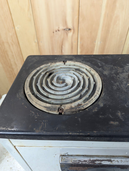 Vintage 1940s Superior Electric Oven and Stove - All Elements Work - view 4