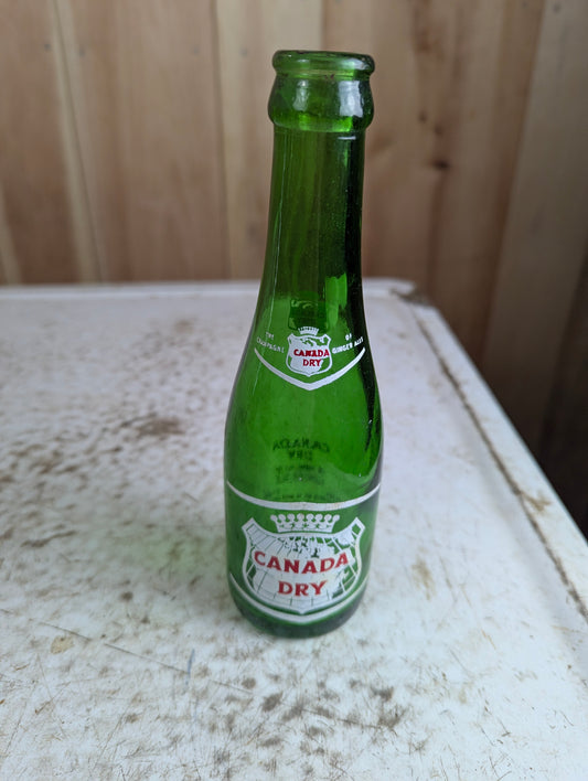 Vintage 1950s 6 oz. Canada Dry Pale Dry Ginger Ale Bottle