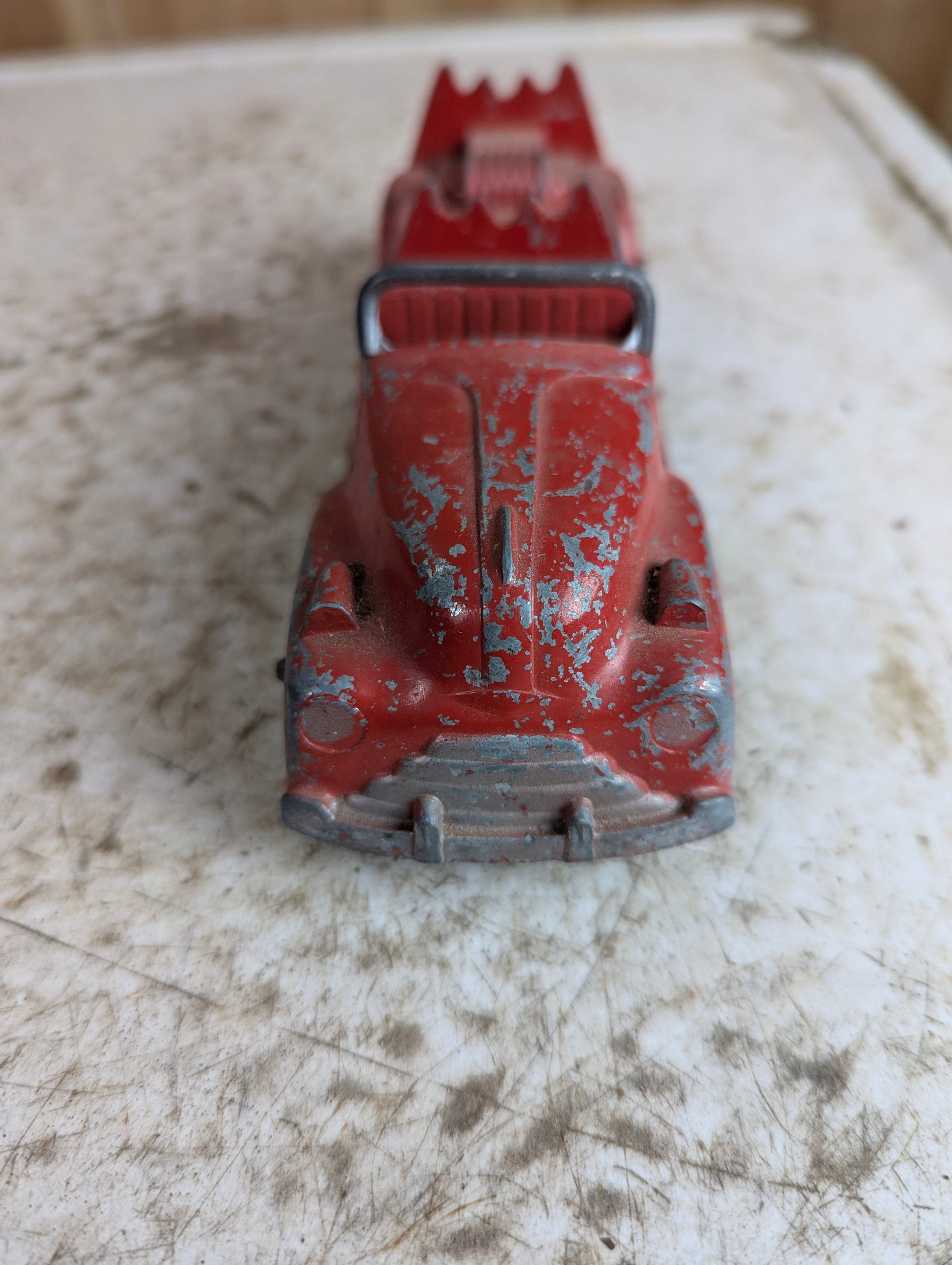 Vintage 1950s Hubley Kiddie Toy Fire Engine No. 465 - view 2