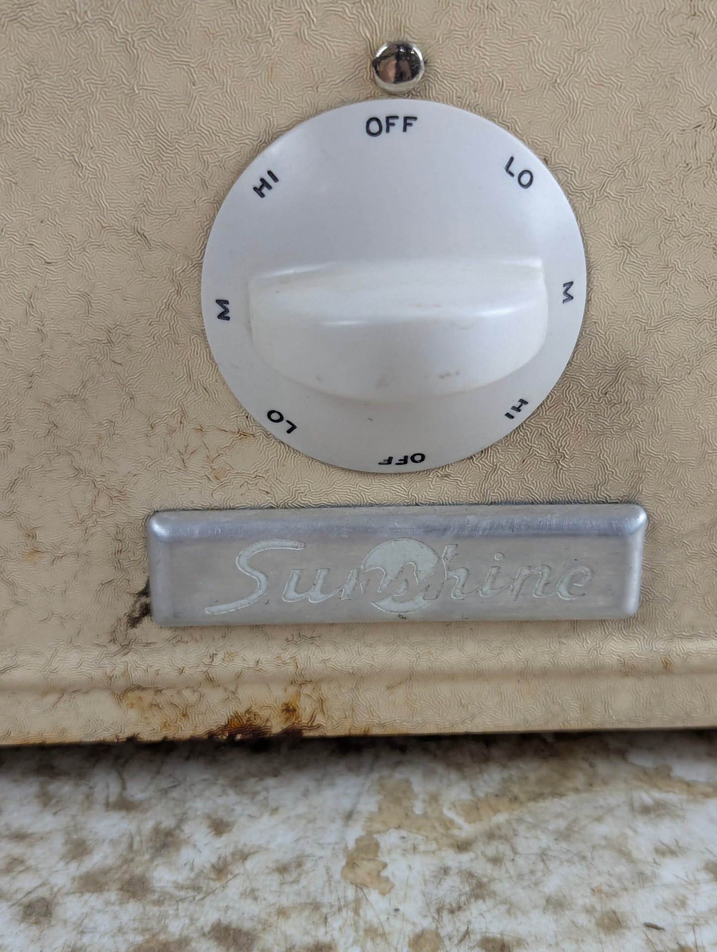 Vintage 1950s Sunshine Electric Tabletop 2-Burner Stove - view 2