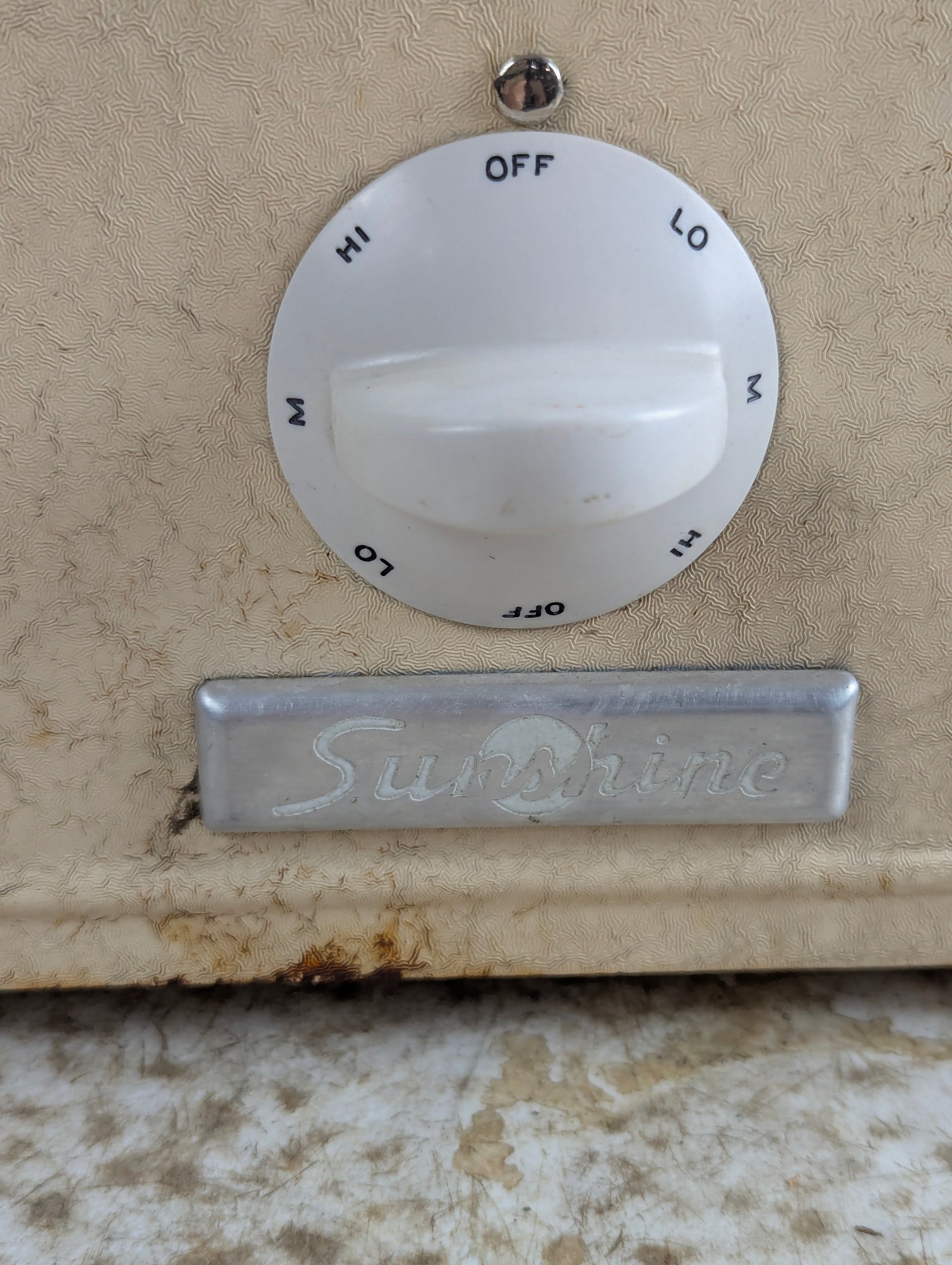Vintage 1950s Sunshine Electric Tabletop 2-Burner Stove - view 2