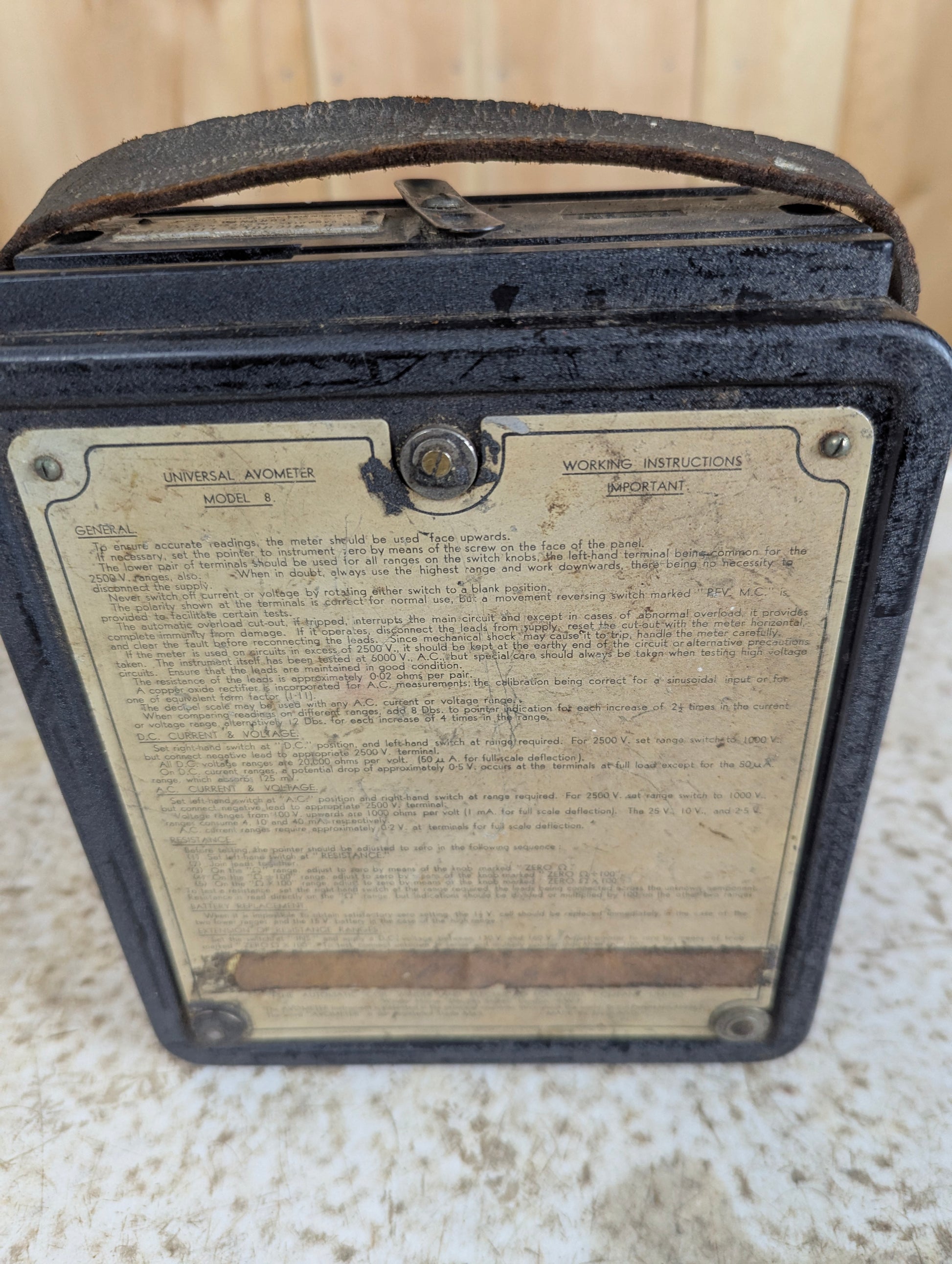 Vintage 1950s Universal Avometer Model 8 Mk 1 - view 4