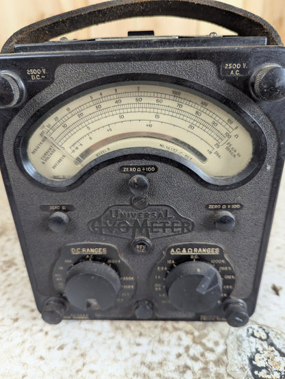 Vintage 1950s Universal Avometer Model 8 Mk 1 - view 6