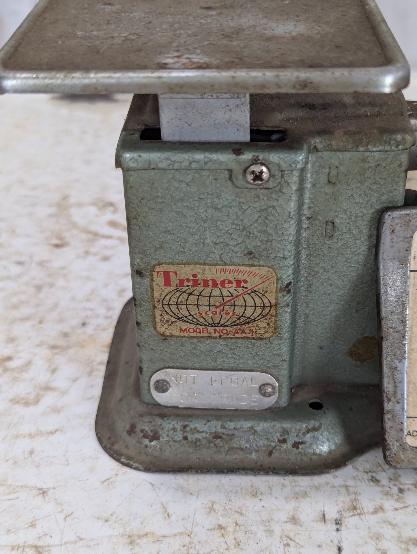 Vintage 1960’s Triner Postal Scale - view 3