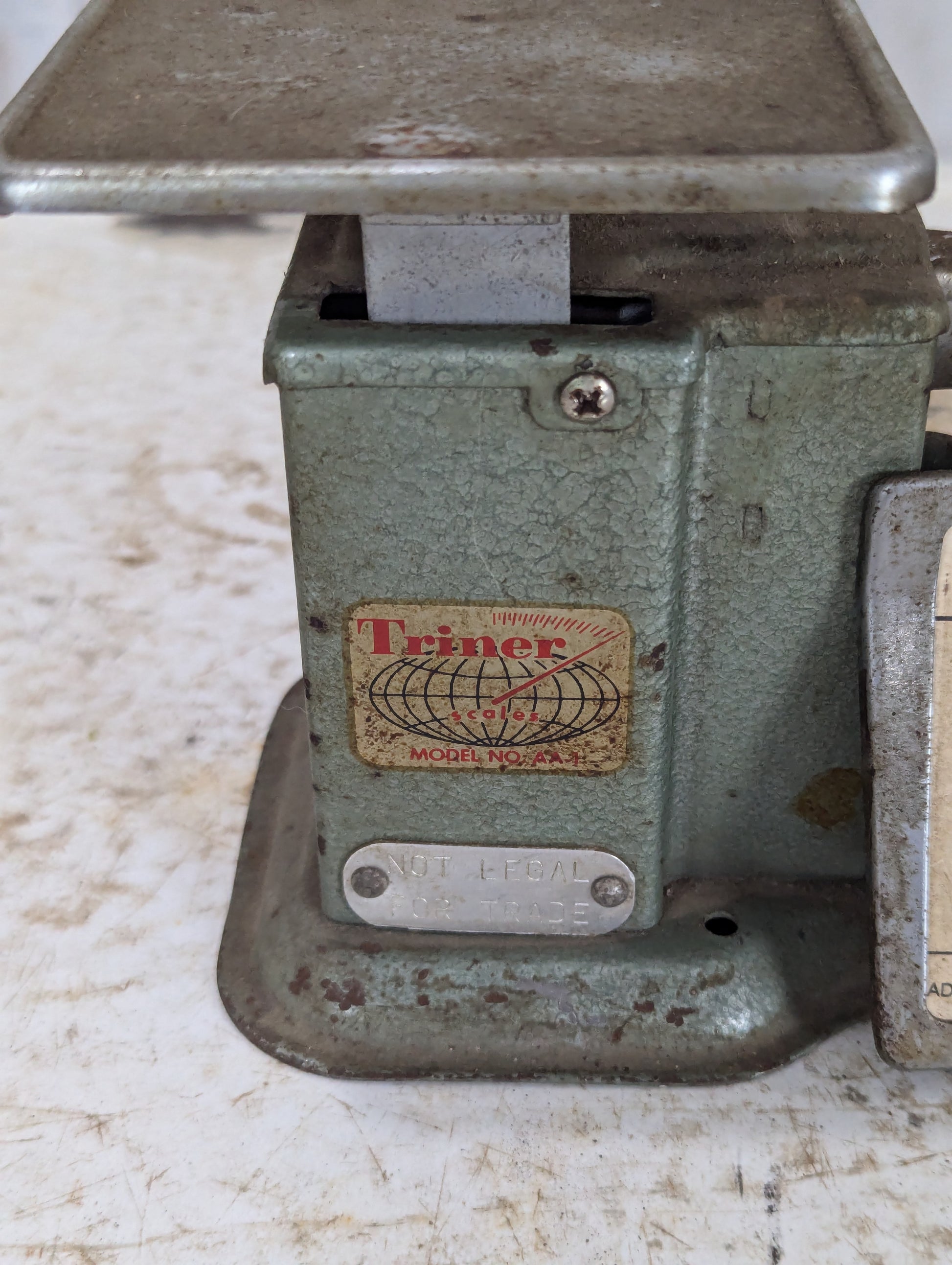 Vintage 1960’s Triner Postal Scale - view 3