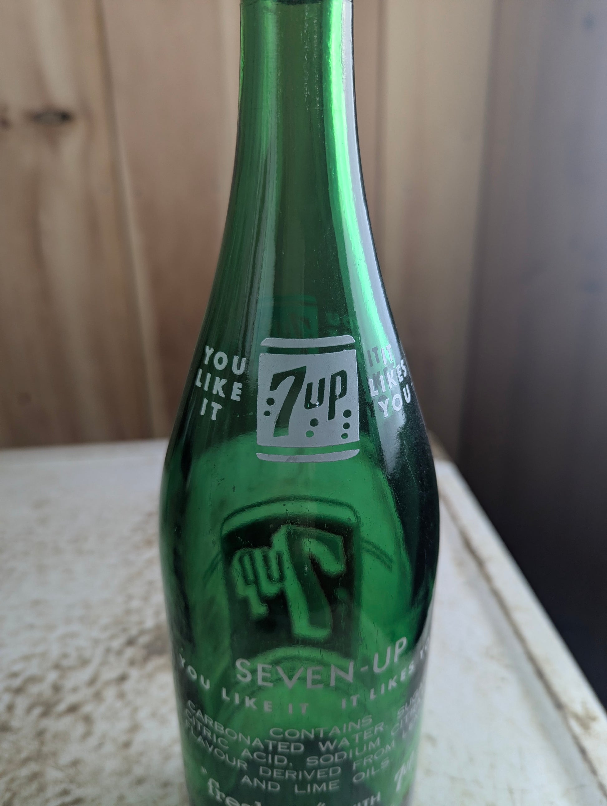 Vintage 28oz 7 Up 'You Like it' Green Glass  ACL Soda Bottle - view 4