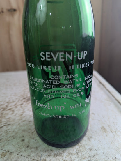 Vintage 28oz 7 Up 'You Like it' Green Glass  ACL Soda Bottle - view 5