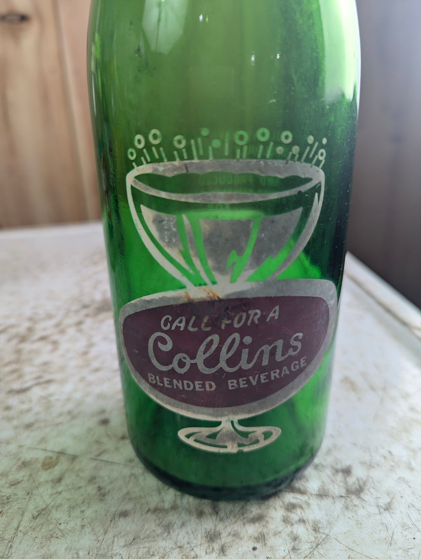 Vintage 30oz Collins Green Glass Barrie ACL Soda Bottle - view 2