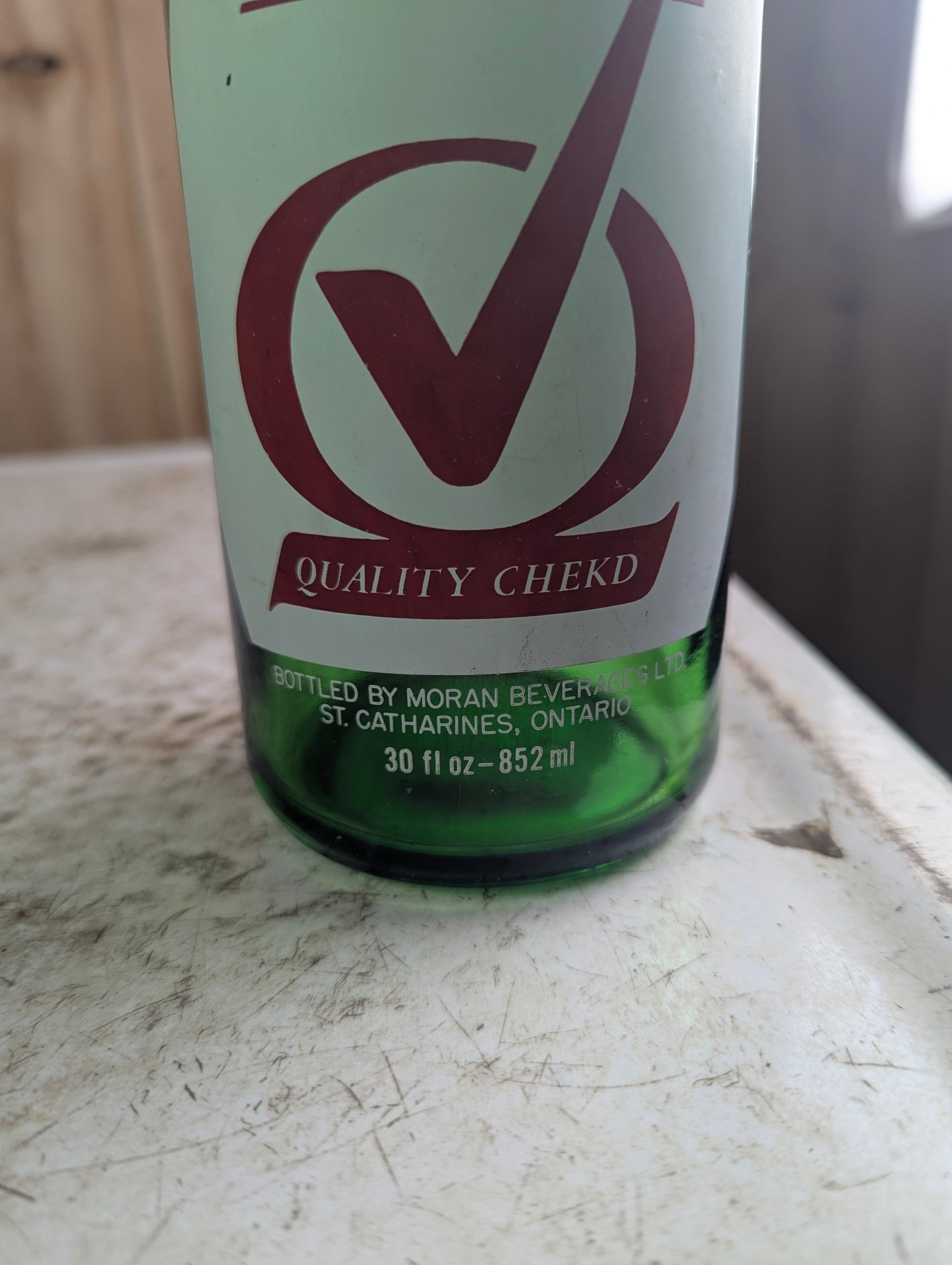 Vintage 30oz Flavours Green Glass ACL Soda Bottle - view 3
