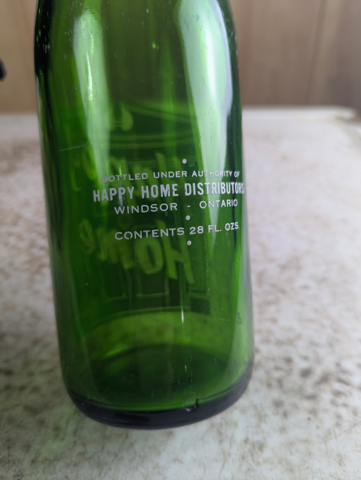 Vintage 30oz Happy Home Windsor Green Glass ACL Soda Bottle - view 4