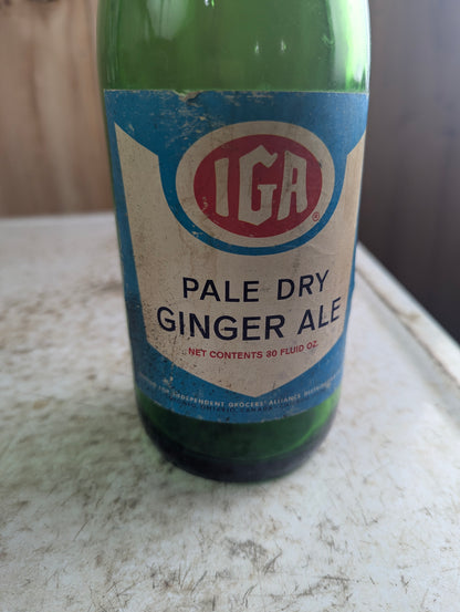 Vintage 30oz IGA  Pale Dry Ginger Ale Green Glass Paper Label Soda Bottle - view 2