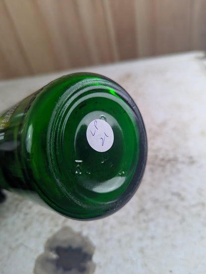 Vintage 30oz Majestic Pale Dry Ginger Ale Green Glass ACL Soda Bottle - view 6