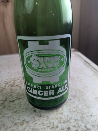 Vintage 30oz Super Save Ginger Ale Western Canada Green Glass ACL Soda Bottle - view 2