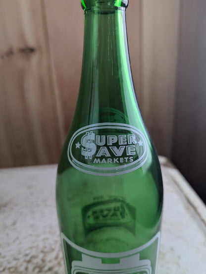 Vintage 30oz Super Save Ginger Ale Western Canada Green Glass ACL Soda Bottle - view 3