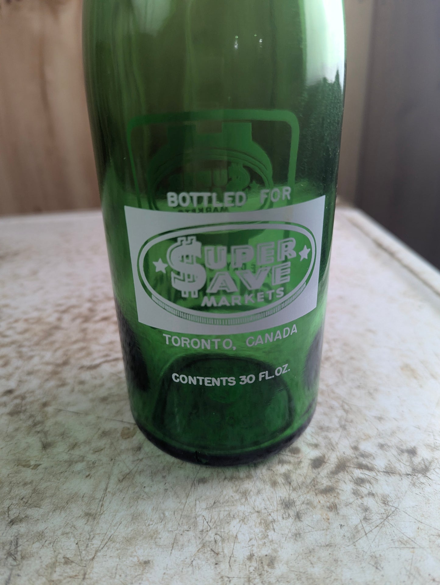Vintage 30oz Super Save Ginger Ale Western Canada Green Glass ACL Soda Bottle - view 4