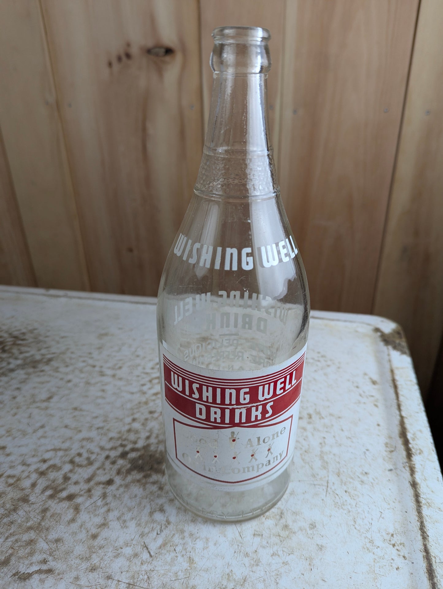 Vintage 30oz Wishing Well Drinks National Dry Clear Glass 'Good Alone' Canadian Soda Bottle