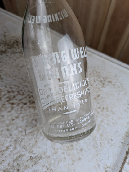 Vintage 30oz Wishing Well Drinks National Dry Clear Glass 'Good Alone' Canadian Soda Bottle - view 4
