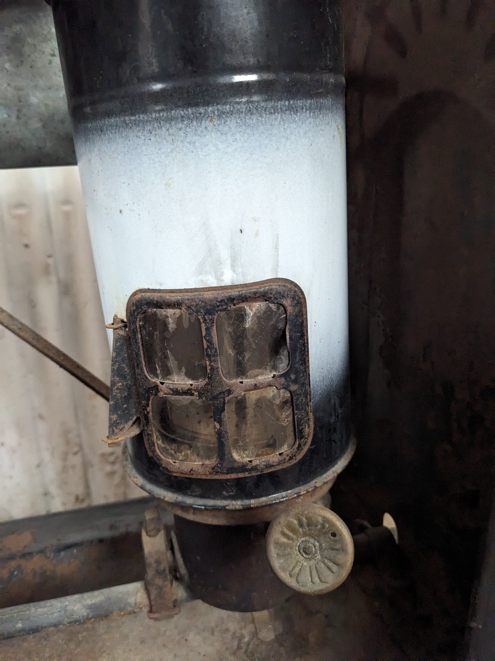 Vintage 4 Burner Kerosene Stove - view 9