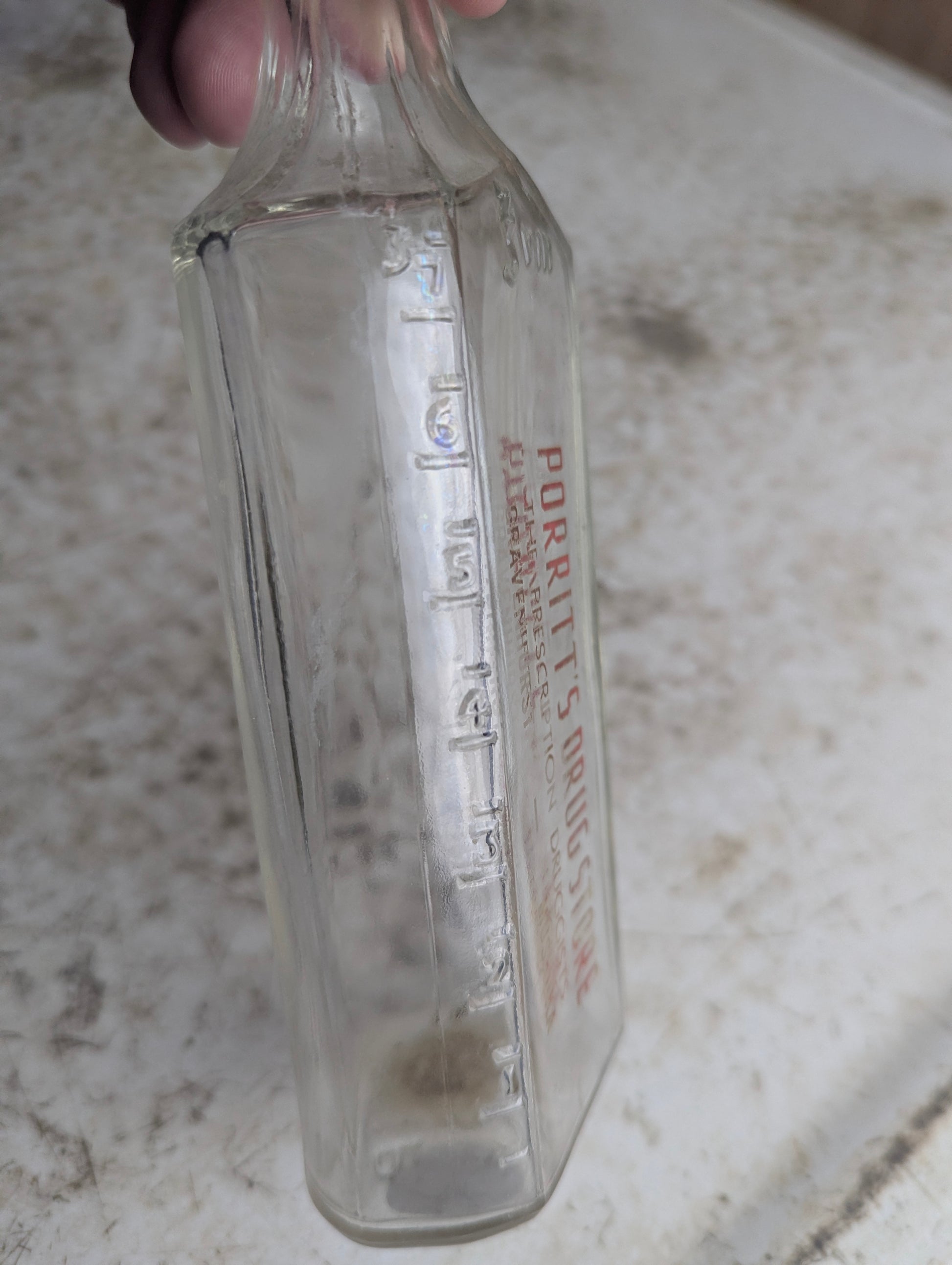 Vintage 8oz Porritt's Drugstore Gravenhurst Apothecary Bottle - view 2
