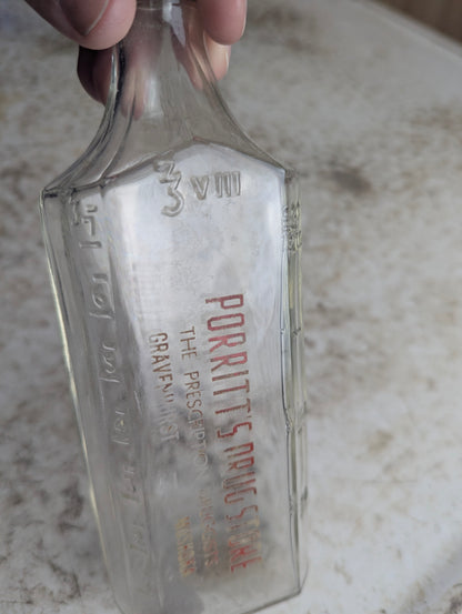 Vintage 8oz Porritt's Drugstore Gravenhurst Apothecary Bottle - view 3