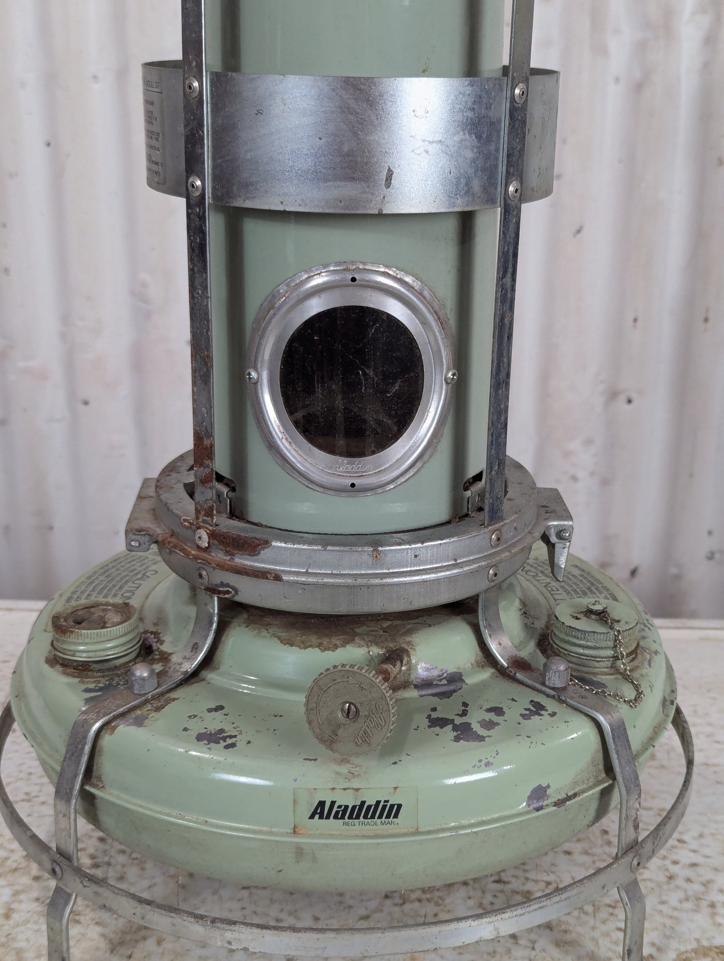 Vintage Aladdin Portable Heater - view 2