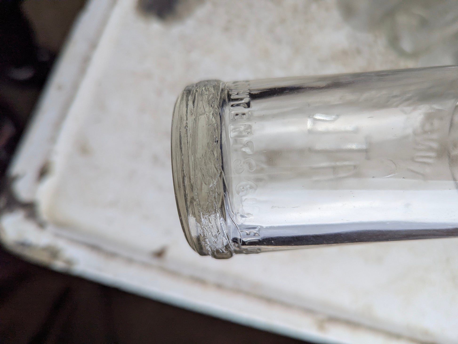 Vintage Alfred Tune Limited London Ontario Embossed Glass 6.5oz Soda Bottle - view 5