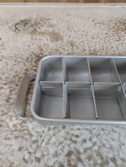 Vintage Aluminum Frigidaire Quickube Ice Cube Tray - view 3