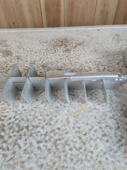 Vintage Aluminum Frigidaire Quickube Ice Cube Tray - view 6