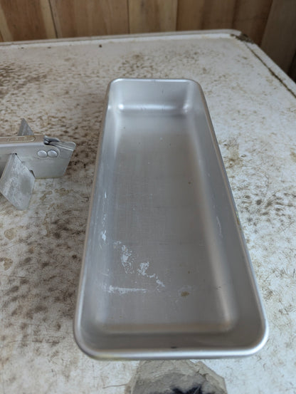Vintage Aluminum Frigidaire Quickube Ice Cube Tray - view 7
