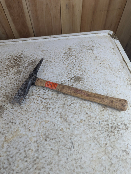 Vintage Atlas Tomahawk Welding Chipping Hammer