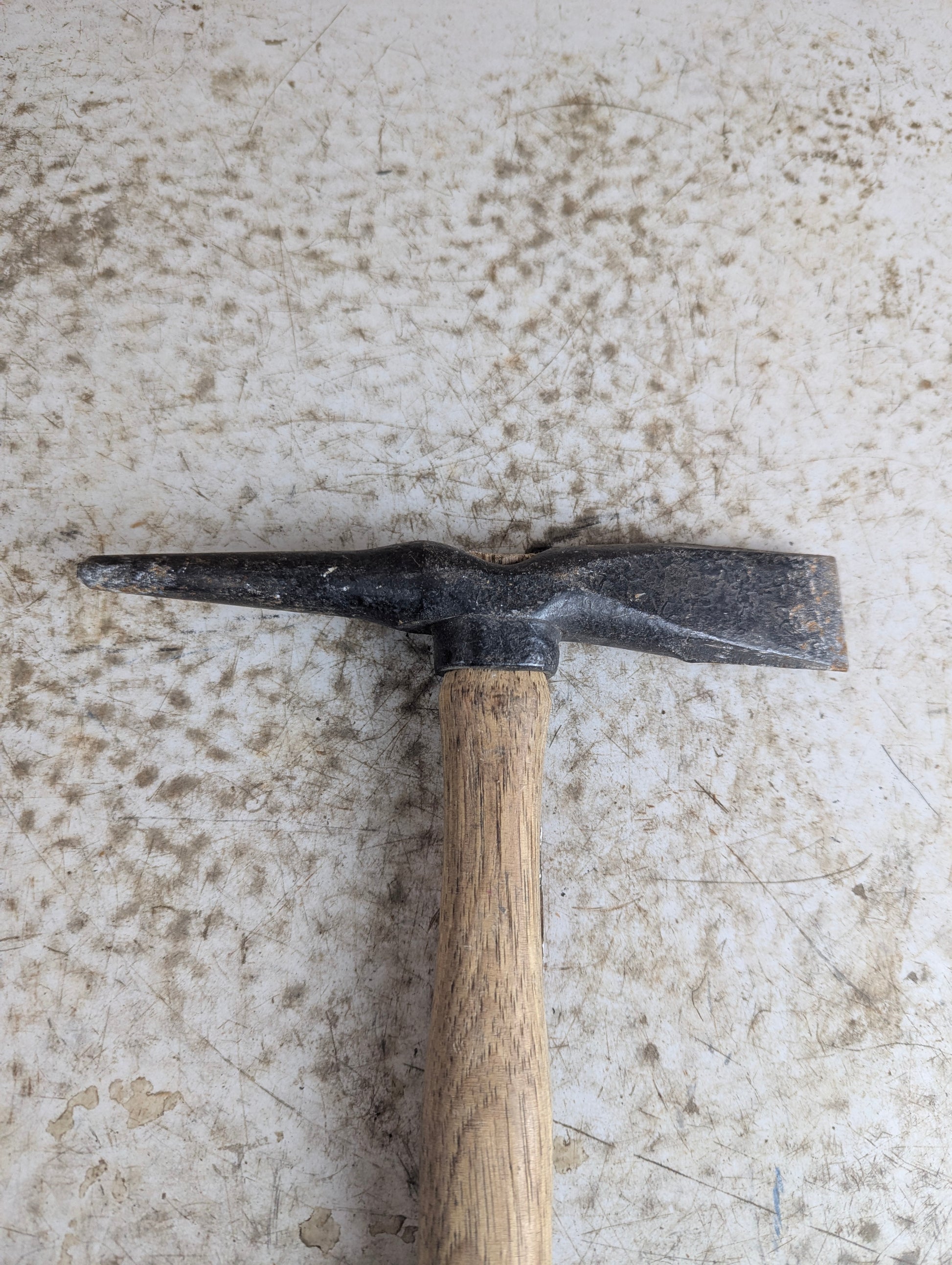 Vintage Atlas Tomahawk Welding Chipping Hammer - view 4