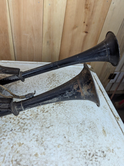 Vintage Auto Lite Dual Horn Model HT-4029 - view 3