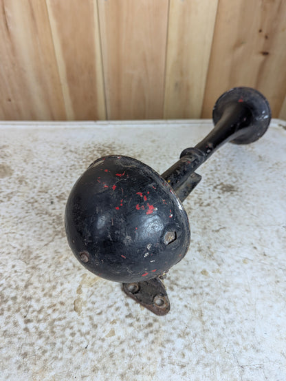 Vintage Auto Lite Horn - view 2