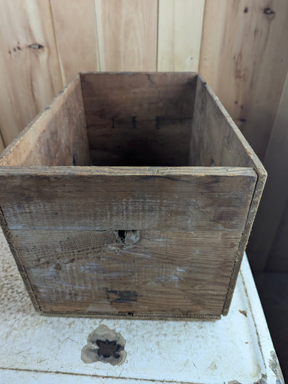 Vintage B.C. Fruit Crate - view 4