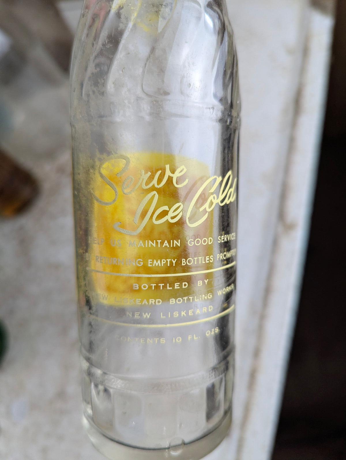 Vintage Bastien's Beverages New Liskeard Clear Glass ACL Soda Bottle - view 4