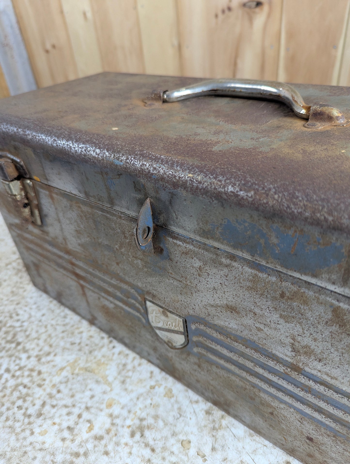 Vintage Beach Metal Tool Box - view 3