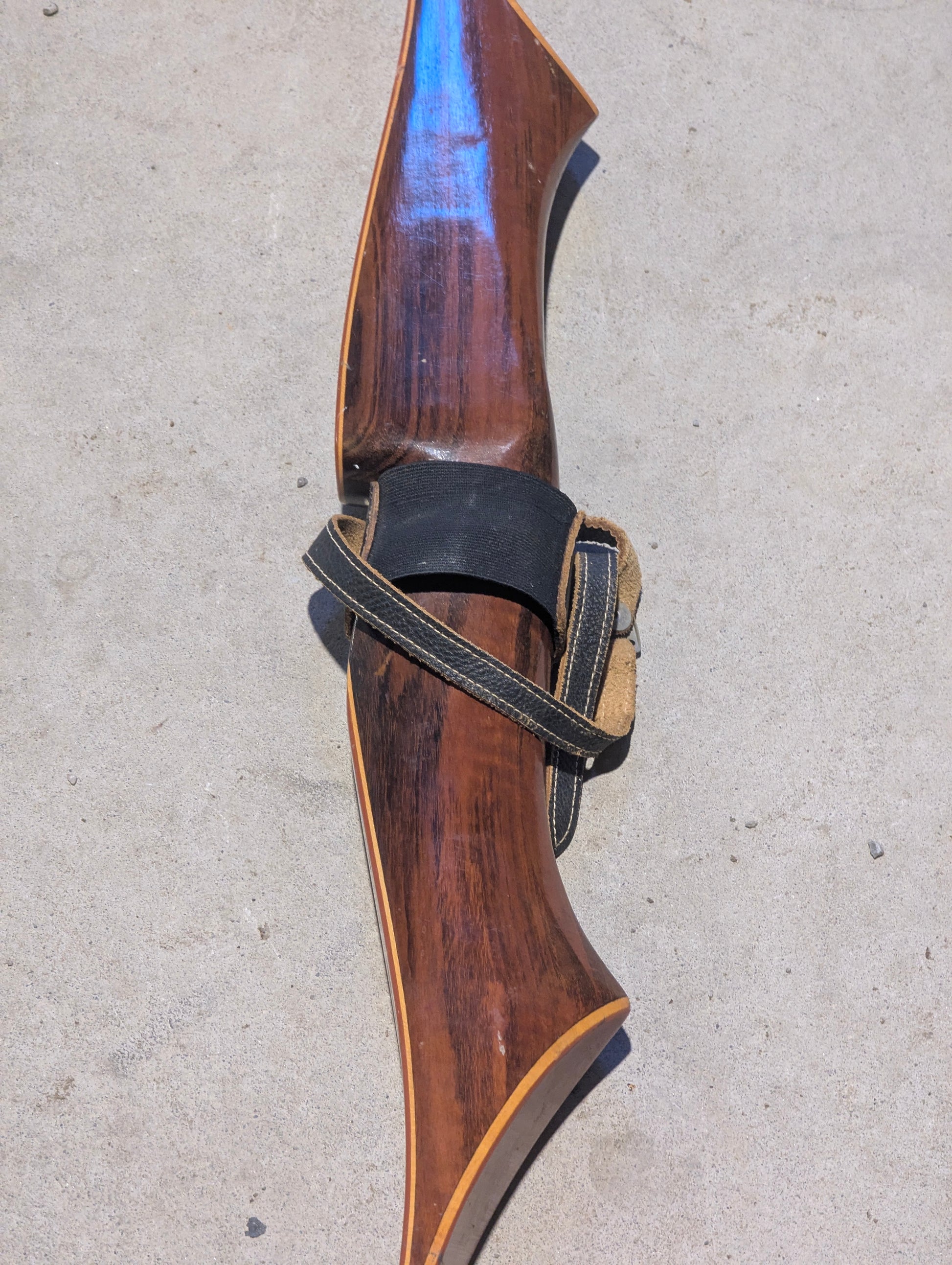 Vintage Ben Pearson Colt Wooden Bow - view 2