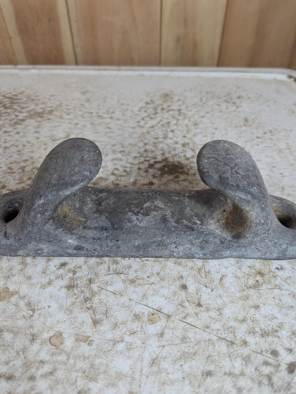 Vintage Cast Aluminium 10" Boat Cleat - view 3