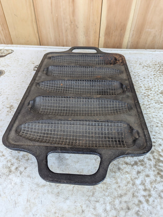 Vintage Cast Iron Cornbread Corn Mold Mould Pan