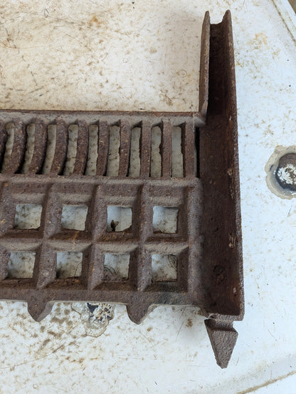 Vintage Cast Iron Fireplace Fret - view 5