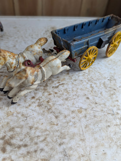 Vintage Cast Iron Horse Drawn Blue Wagon - Damaged - view 4